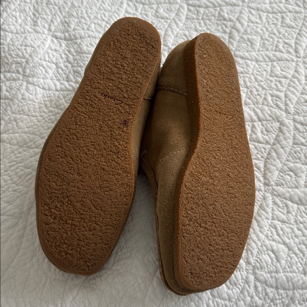 Wallabees - Picture 2 of 4